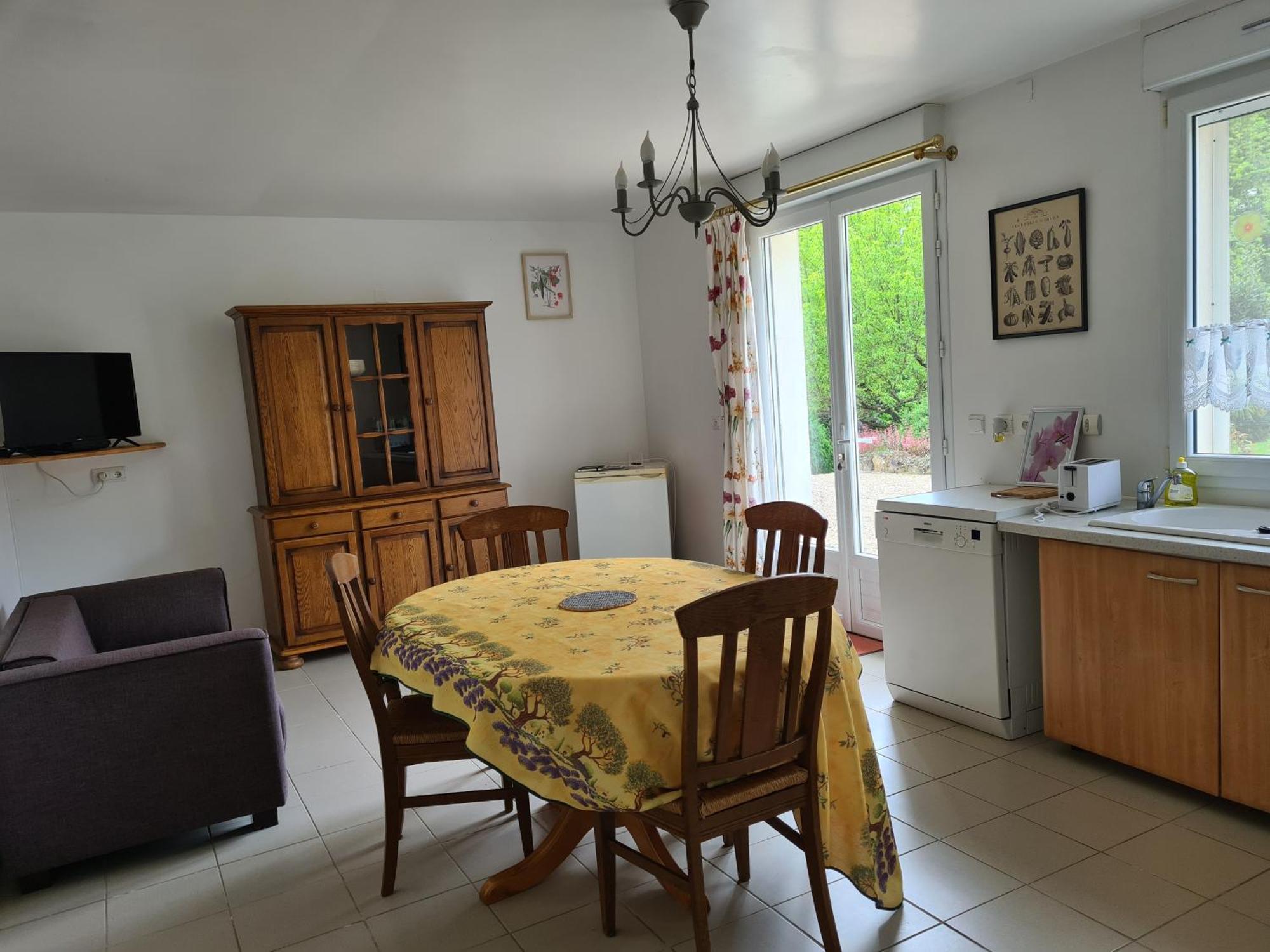 Ferienwohnung Chez Jaja Et Phiphi Bourg-et-Comin Exterior foto